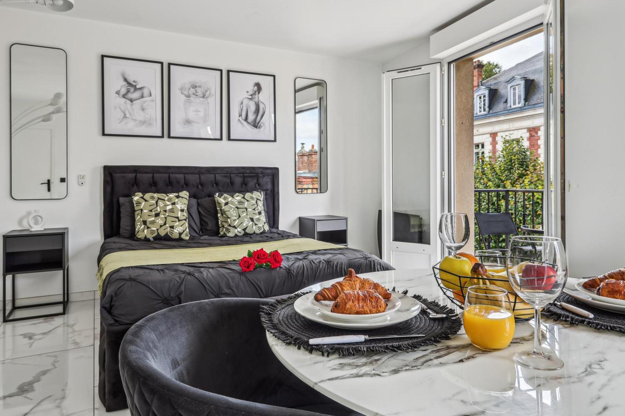 Studio Avec Jacuzzi & Vue Sur Le Parc Soubiran Dammarie-lè-Lys Exteriér fotografie