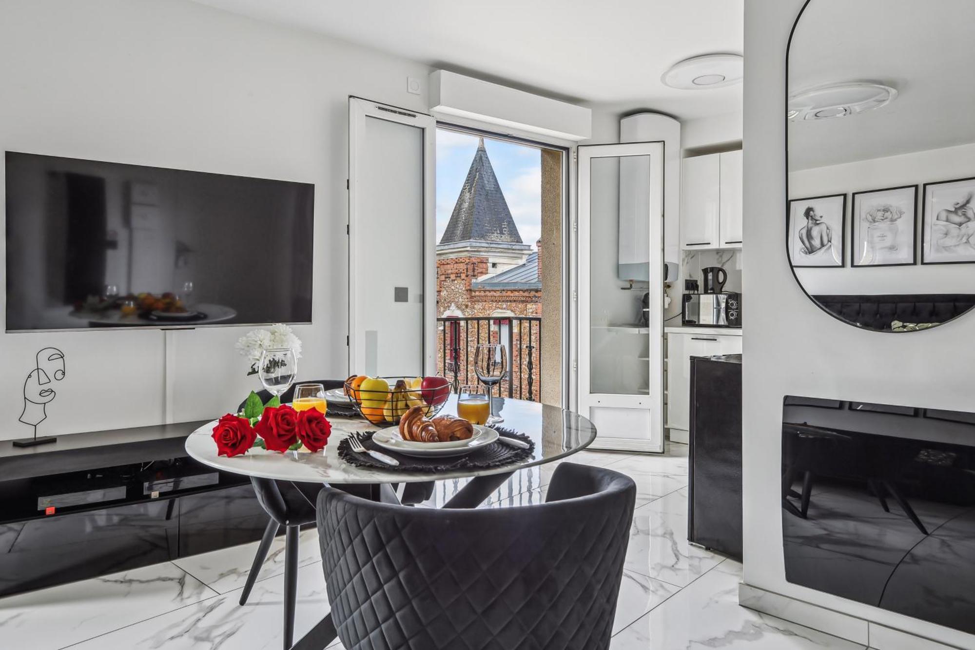 Studio Avec Jacuzzi & Vue Sur Le Parc Soubiran Dammarie-lè-Lys Exteriér fotografie